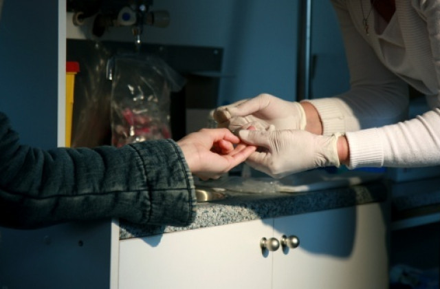 Над 1000 души се изследваха за СПИН във Варна