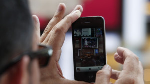 Дисплеят на бъдещето ще бъде сгъваем