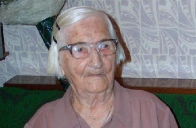 Най-възрастната жена във Варна чуква 109 години