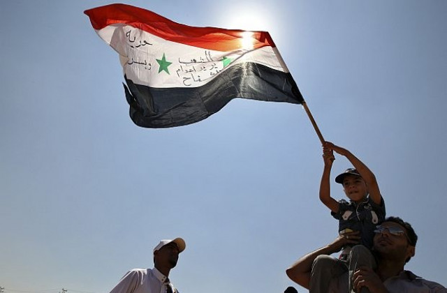 След Либия погледите се насочват към бунта в Сирия