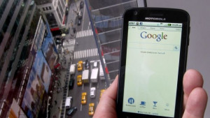 Повечето американци ще имат смартфон или таблет през 2015а