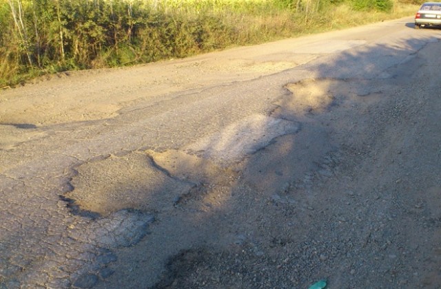 В Хайредин на път да решат дългогодишни проблеми с изровени пътища