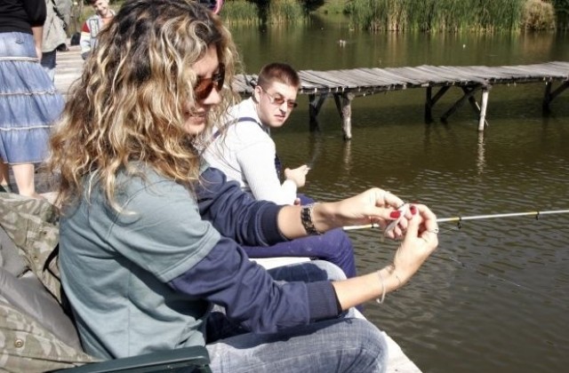 Правят първа копка на рибарник край Вълчи дол