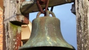 Заловиха серийни крадци на църковни камбани