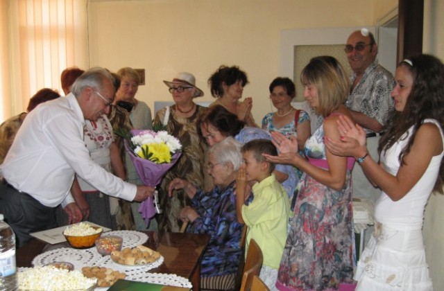 Христина Михова отбеляза 100-годишен юбилей