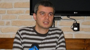 Нова коалиция издига Костадин Костадинов за кандидаткмет