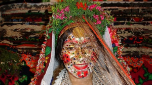 Обичаят Коване на сватове слага началото на възстановките на сватбена