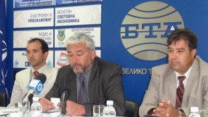 Още двама юристи влизат в битката за кметове