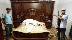 Изоставените крайбрежни вили на клана Кадафи разкриват охолство и лукс