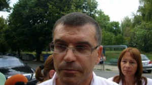 Няма да има предизборно изтичане на пари от бюджета увери