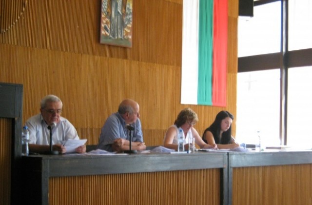 ОбС- Дупница опрости задълженията на Реклама- Дупница