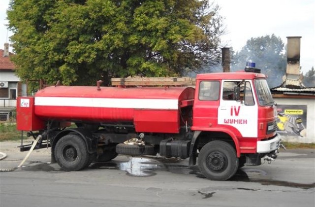 Горя жилищна сграда в Шумен