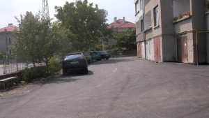 Нови асфалтирани пространства в Нова Загора