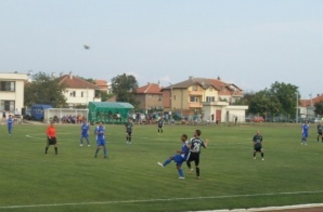 Спартак загуби дербито срещу Нефтохимик