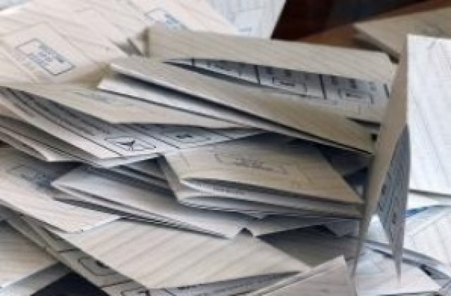 Избирателните списъци вече са в общините