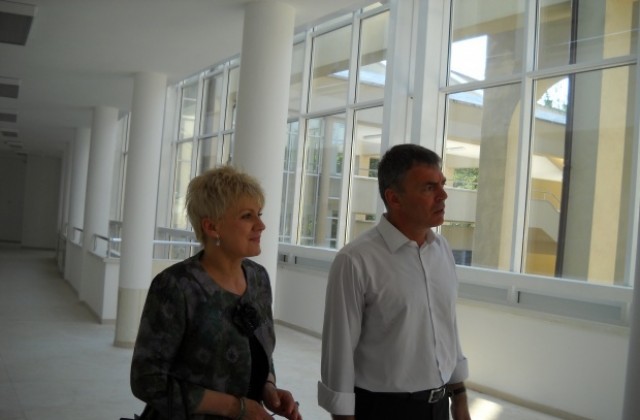 Електронизация на учебния процес слага край на дървените и грипните ваканции