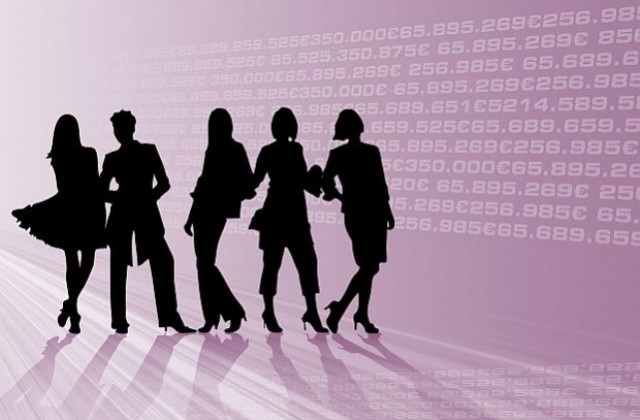 Металните тонове са хитът на сезона