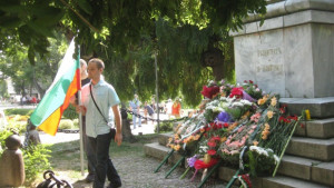 Старозагорци Патриотизмът е изчезващо заболяване