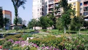 Гиньо Матев раздава на тракийци скици за прилежащите площи