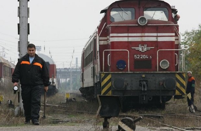 Влак прегази млада жена в Русе
