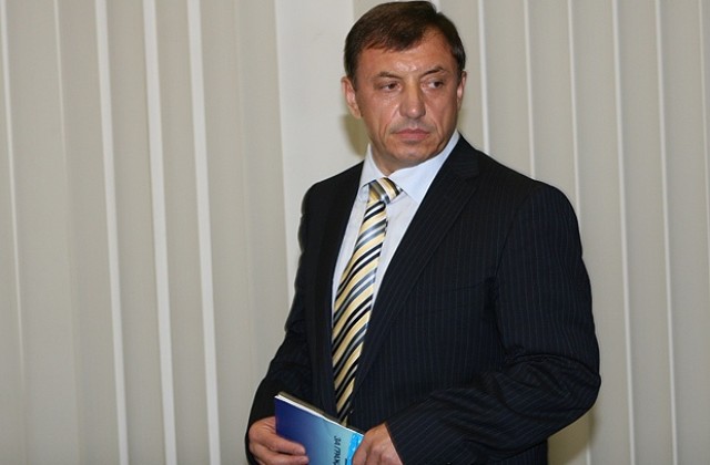 Алексей Петров: Борисов се уплаши от кандидатпрезидентското състезание