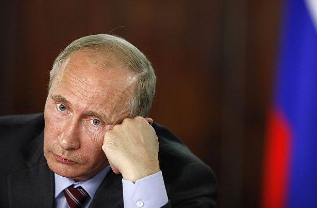 Привърженик на Путин изрази подкрепата си за него със скандален клип