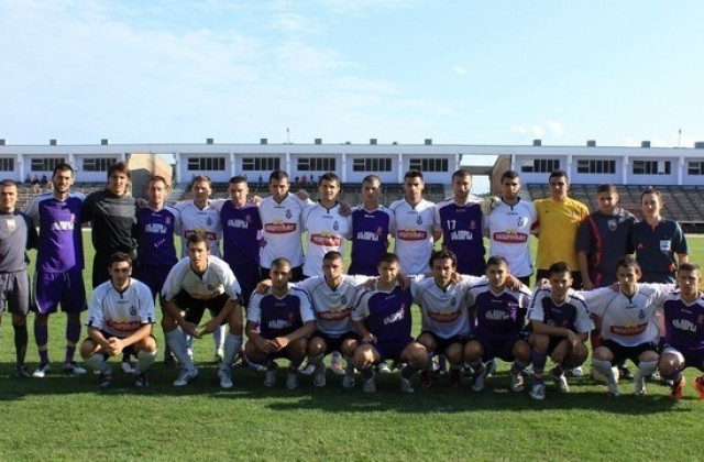 Етър-24 с рекорден 22-ри нов футболист