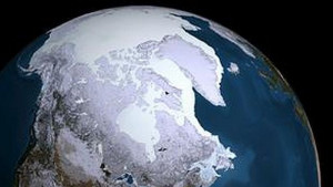 Арктическият лед е намалял до рекордно ниско ниво