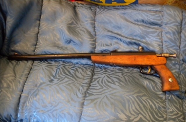 Прибраха въоръжението на врачанин