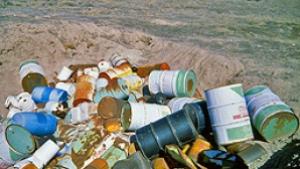 За незаконно използване на опасни отпадъци е наказан стопанин от