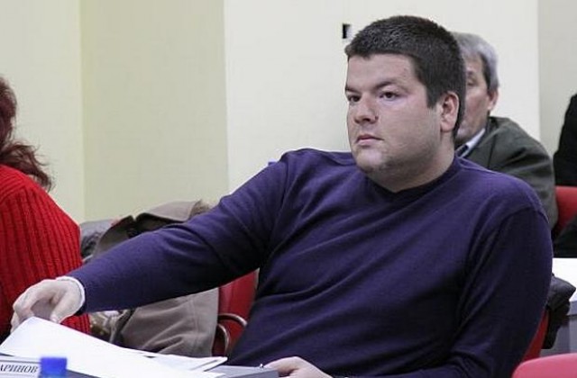 Владимир Маринов залага на икономическата стабилност и административната реформа