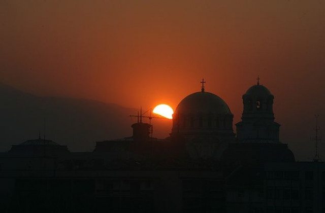 Църквата почита Кръстовден