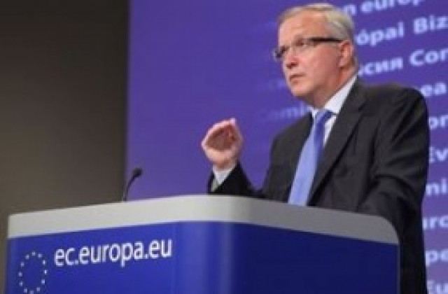 Рен: Фалит или излизане от еврозоната на Гърция биха имали драматични последици