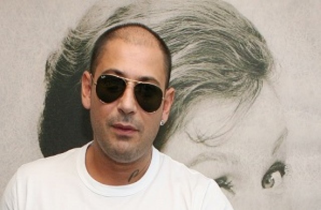 Настаняват част от държавната администрация в хотела на Ванко 1