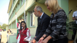 Първият учебен ден във Враца тръгна по министерски