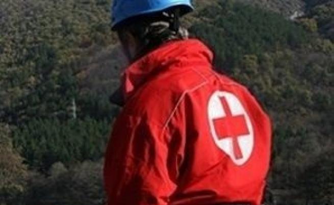 След седемчасова акция в Пирин: Спасители успешно са транспортирали туристка със счупен глезен