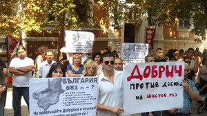 Протестиращите срещу шистовия газ добричлии не приемат обвиненията на премиера