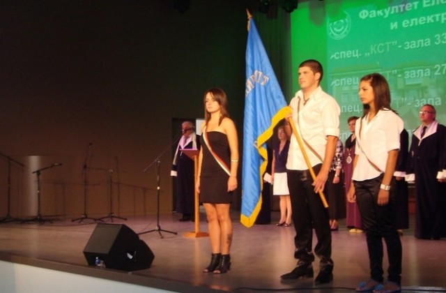 Над 800 първокурсници ще учат в Технически университет-Габрово