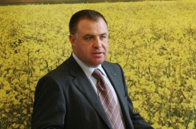 Найденов обсъди в Париж създаване на център за диагностика на болестите по дивеча