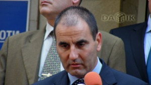 Министър Цветанов открива обекти във врачанско