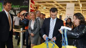 Без задръствания на околовръстното заради откриването на мебелен магазин