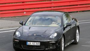 Porsche готви фейслифт на Panamera
