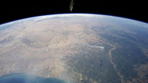 Русия изстреля успешно военен сателит