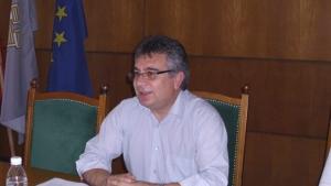 Директорът на Плевенска филхармония призова да не се политизира институцията