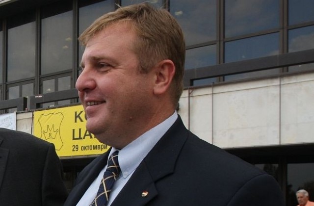 Красимир Каракачанов открива кампанията си в Плевен