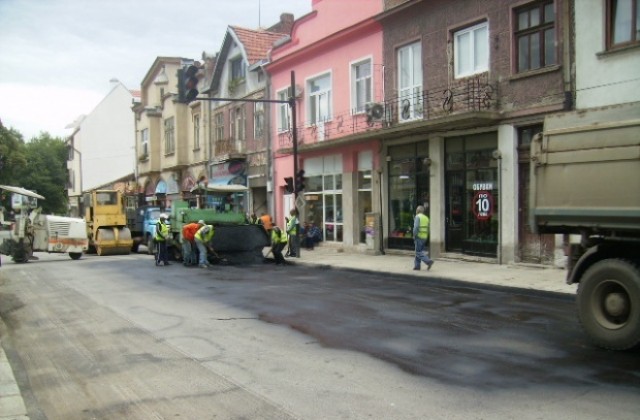 Над 35 000 тона асфалт е положен в Кюстендил за 4 години