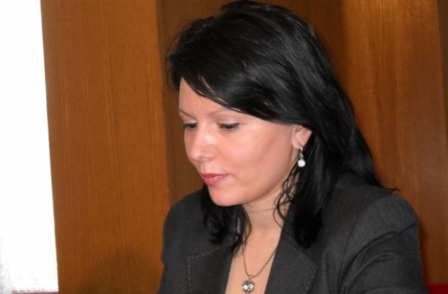 Симона Паносиян подаде жалба в прокуратурата, ограничили достъпа до кабинета й