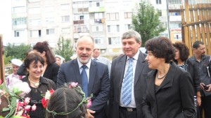 Общностен център за деца и възрастни ще правят в Добрич