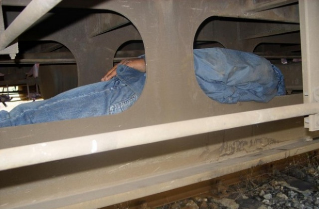 Засилени мерки по пресичане на трафика на хора