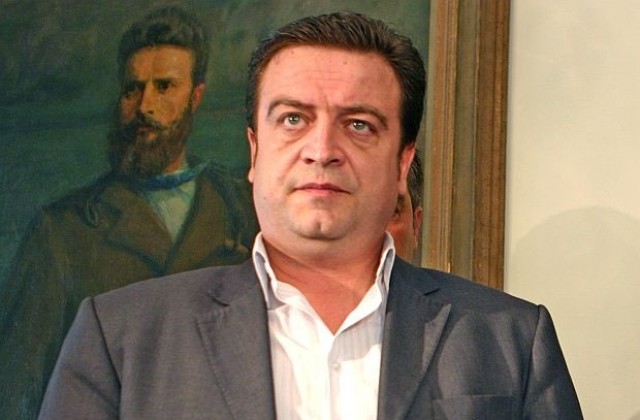 Цветелин Кънчев призова Рашкови да се изселят от Катуница